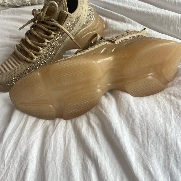 BRAND NEW STEVE MADDEN SHOES - Picture 2 of 4